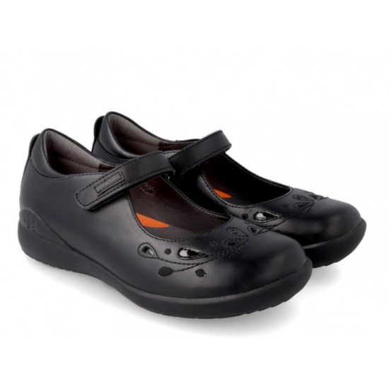 Pantofi negri decupati din piele fete scoala Biomecanics 221280-A054