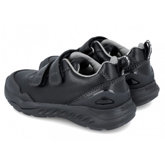 Pantofi negri din piele baieti Biomecanics 241020-A054