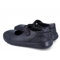 Pantofi negri decupati din piele fete Biomecanics calapod lat 251022-A054