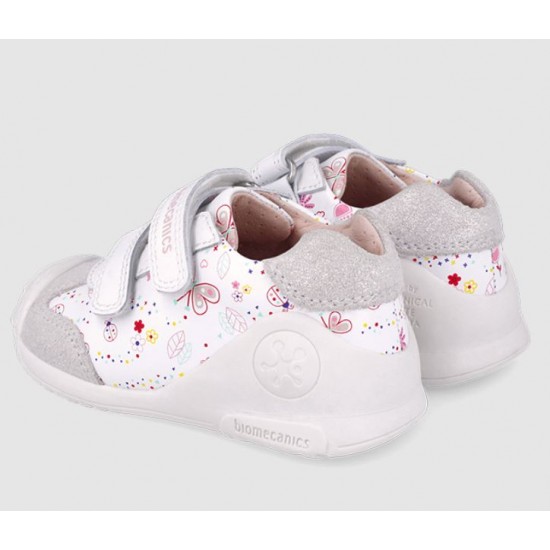 Pantofi din piele fete Biomecanics 252100-B050