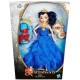 Papusa Disney Descendants Evie in tinuta de incoronare B3122