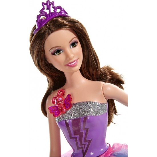 Papusa Barbie Super Printesa Corinne cdy62