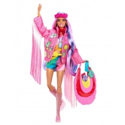 Papusa Barbie Extra Fly merge la festival Mattel HPB15