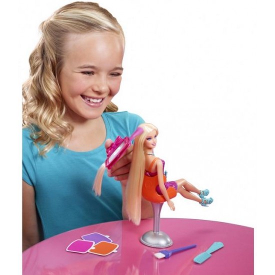 Barbie Salon vopsit parul x7888