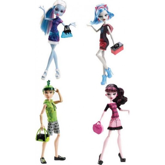 Monster High Papusi Plimbarete Draculaura Y0392