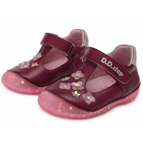 Pantofi decupati din piele pentru fetite DD Step 015-467a