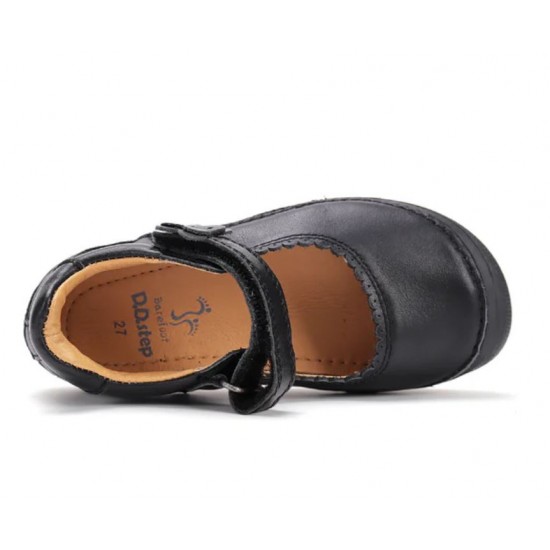 Pantofi negri decupati din piele fete DDStep H063-52822AM