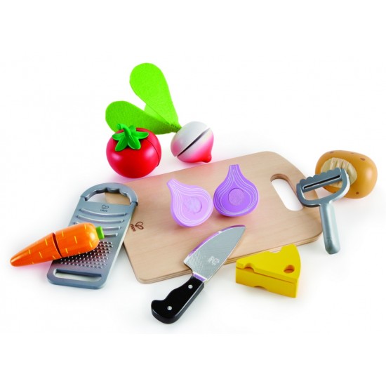 Hape set de curatat si taiat legume E3154